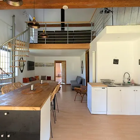 Spacieux Duplex Avec Terrasse * Divonne-les-Bains