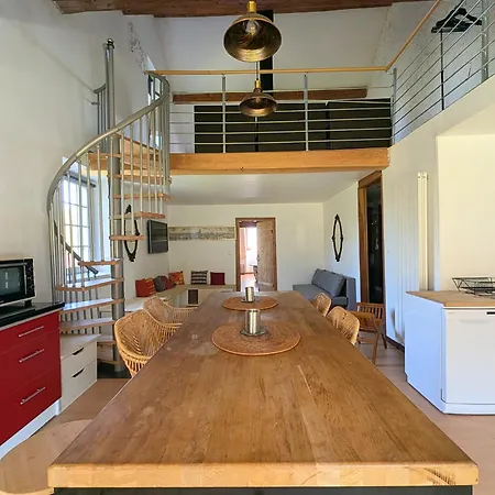 Spacieux Duplex Avec Terrasse *