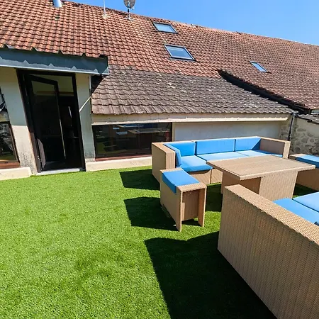 Spacieux Duplex Avec Terrasse Apartment